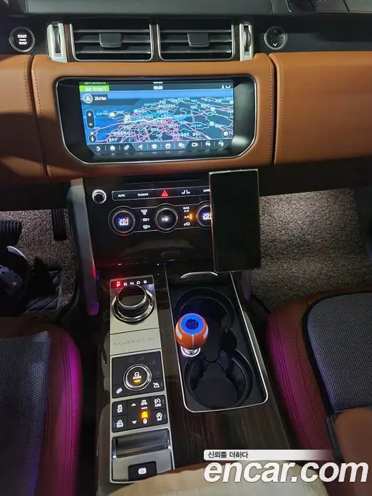 Land Rover Range Rover 2017 4.4 автомат (гидро), фото 9
