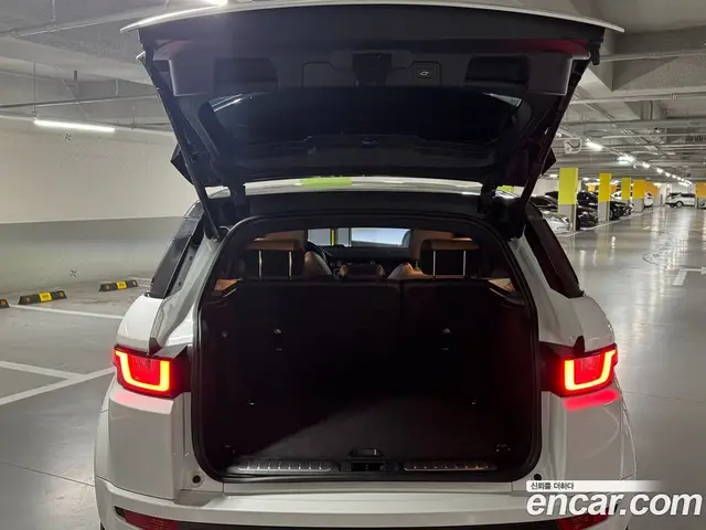 Land Rover Range Rover Evoque 2016 2.0 автомат (гидро), миниатюра 5 Land Rover Range Rover Evoque 2016 2.0 автомат (гидро), миниатюра 5