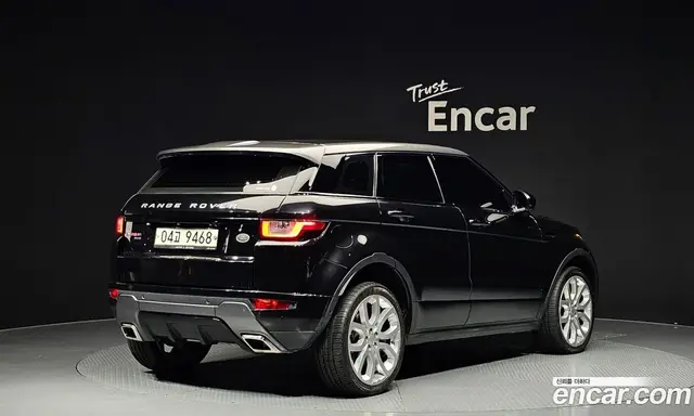 Land Rover Range Rover Evoque 2018 2.0 автомат (гидро), миниатюра 2 Land Rover Range Rover Evoque 2018 2.0 автомат (гидро), миниатюра 2