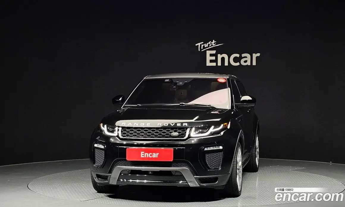 Land Rover Range Rover Evoque 2018 2.0 автомат (гидро), фото 3 Land Rover Range Rover Evoque 2018 2.0 автомат (гидро), фото 3