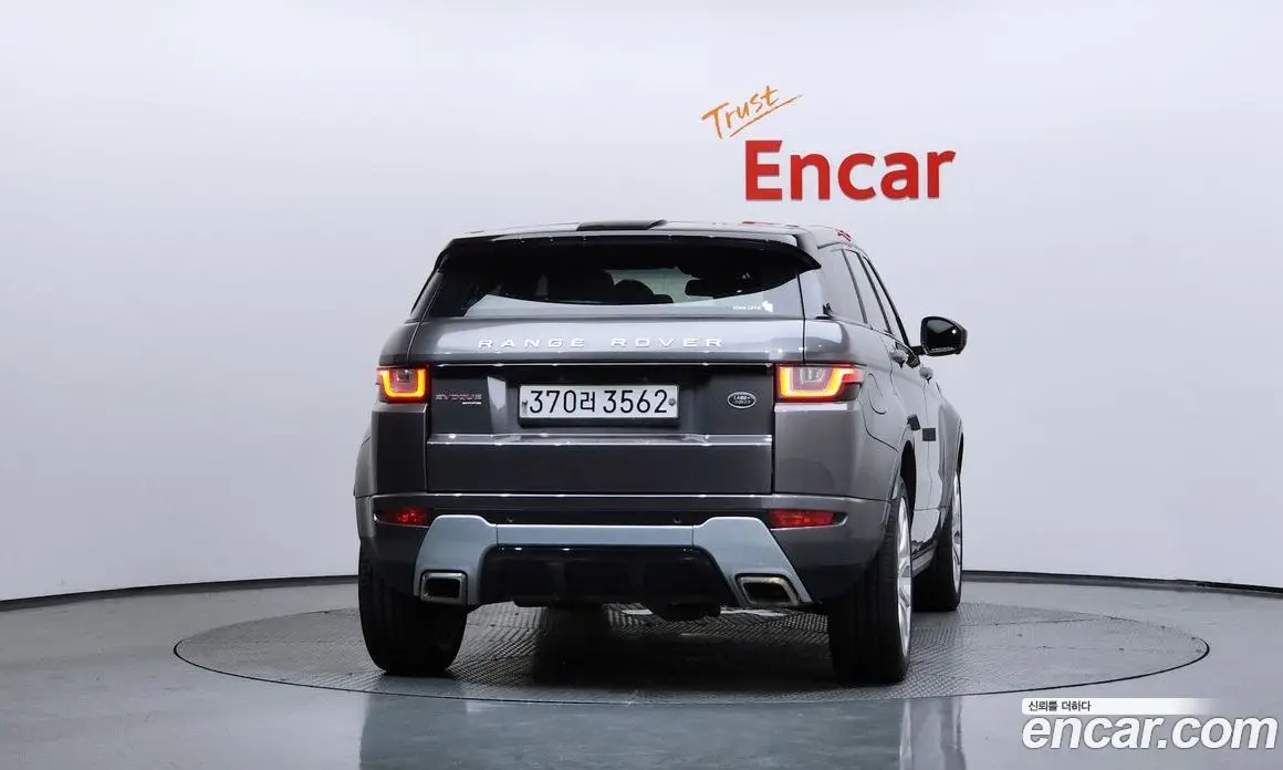 Land Rover Range Rover Evoque 2018 2.0 автомат (гидро), фото 4 Land Rover Range Rover Evoque 2018 2.0 автомат (гидро), фото 4