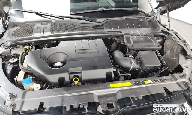 Land Rover Range Rover Evoque 2018 2.0 автомат (гидро), миниатюра 6 Land Rover Range Rover Evoque 2018 2.0 автомат (гидро), миниатюра 6