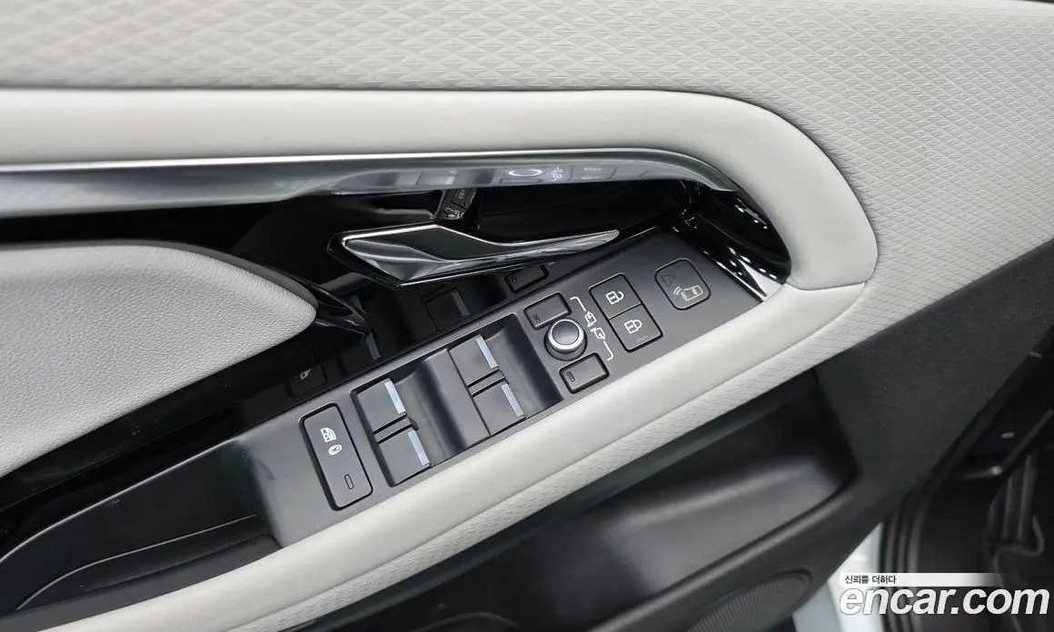 Land Rover Range Rover Evoque 2021 2.0 автомат (гидро), фото 28