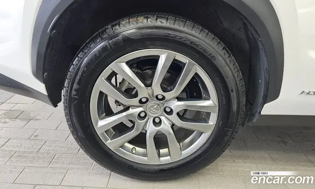 Lexus NX 2017 2.5 автомат (гидро), миниатюра 5 Lexus NX 2017 2.5 автомат (гидро), миниатюра 5