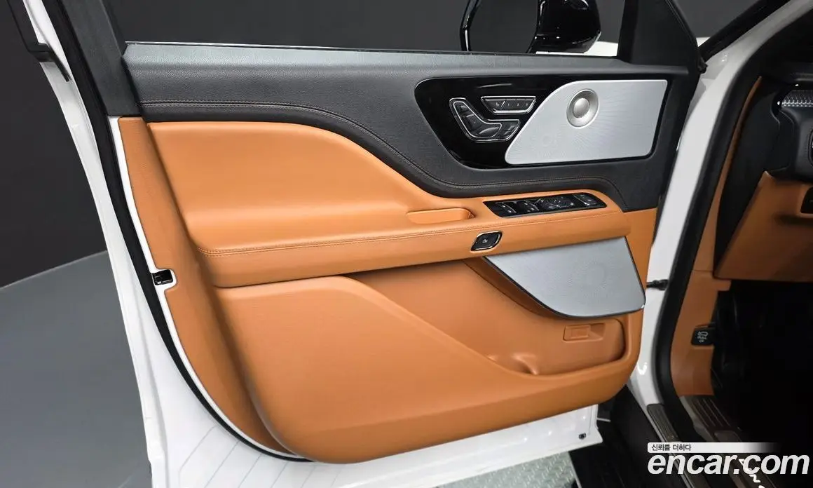 Lincoln Aviator 2025 3.0 автомат (гидро), фото 14 Lincoln Aviator 2025 3.0 автомат (гидро), фото 14