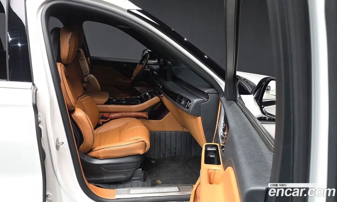 Lincoln Aviator 2025 3.0 автомат (гидро), фото 17 Lincoln Aviator 2025 3.0 автомат (гидро), фото 17