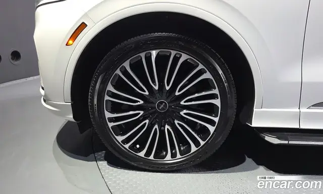 Lincoln Aviator 2025 3.0 автомат (гидро), миниатюра 5 Lincoln Aviator 2025 3.0 автомат (гидро), миниатюра 5