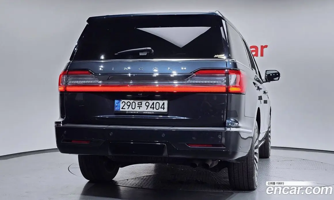 Lincoln Navigator 2021 3.5 автомат (гидро), фото 4 Lincoln Navigator 2021 3.5 автомат (гидро), фото 4