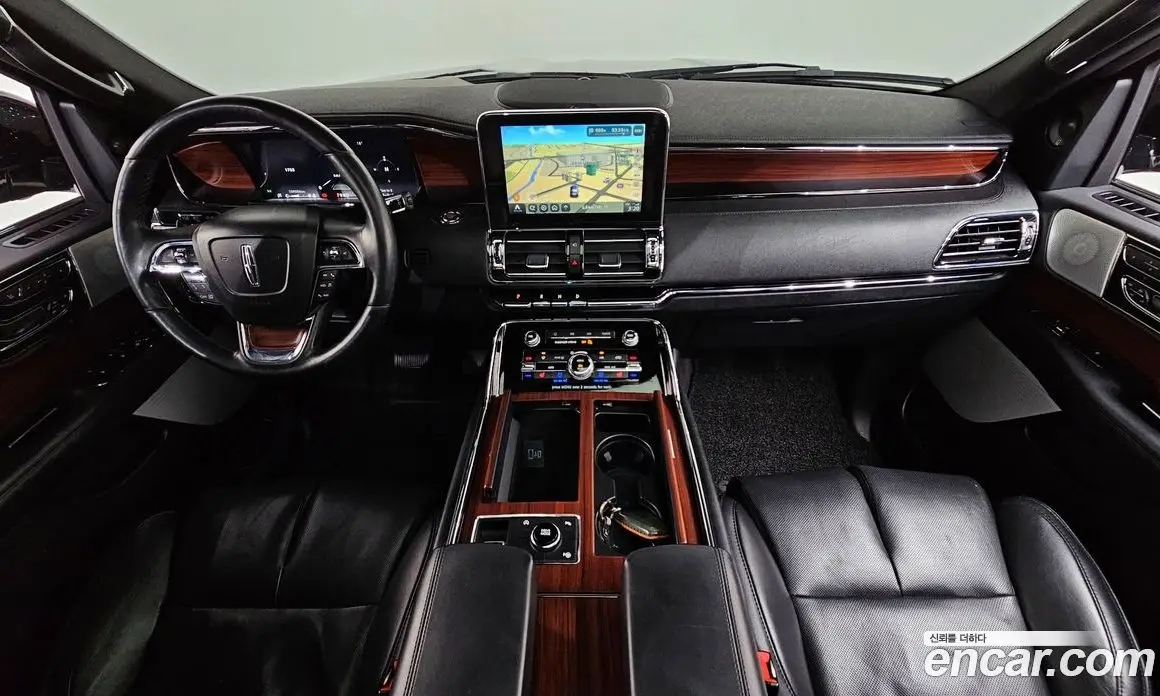 Lincoln Navigator 2021 3.5 автомат (гидро), фото 7 Lincoln Navigator 2021 3.5 автомат (гидро), фото 7