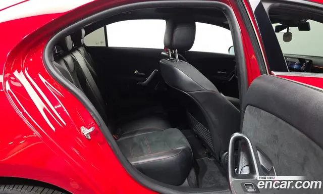 Mercedes-Benz A-Class 2020 2.0 автомат (гидро), миниатюра 12