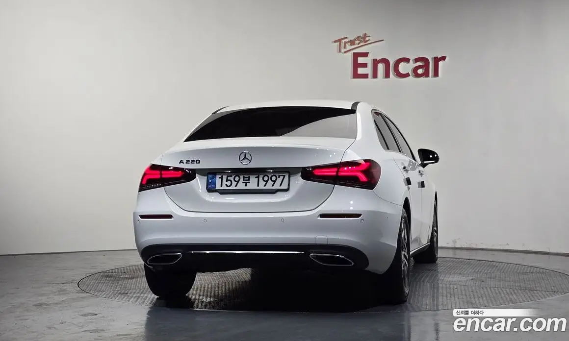Mercedes-Benz A-Class 2022 2.0 автомат (гидро), фото 3 Mercedes-Benz A-Class 2022 2.0 автомат (гидро), фото 3