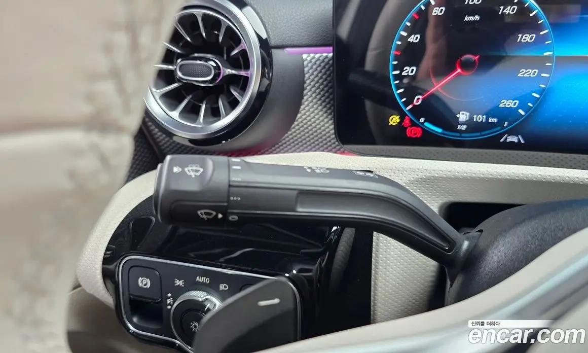 Mercedes-Benz A-Class 2022 2.0 автомат (гидро), фото 26 Mercedes-Benz A-Class 2022 2.0 автомат (гидро), фото 26