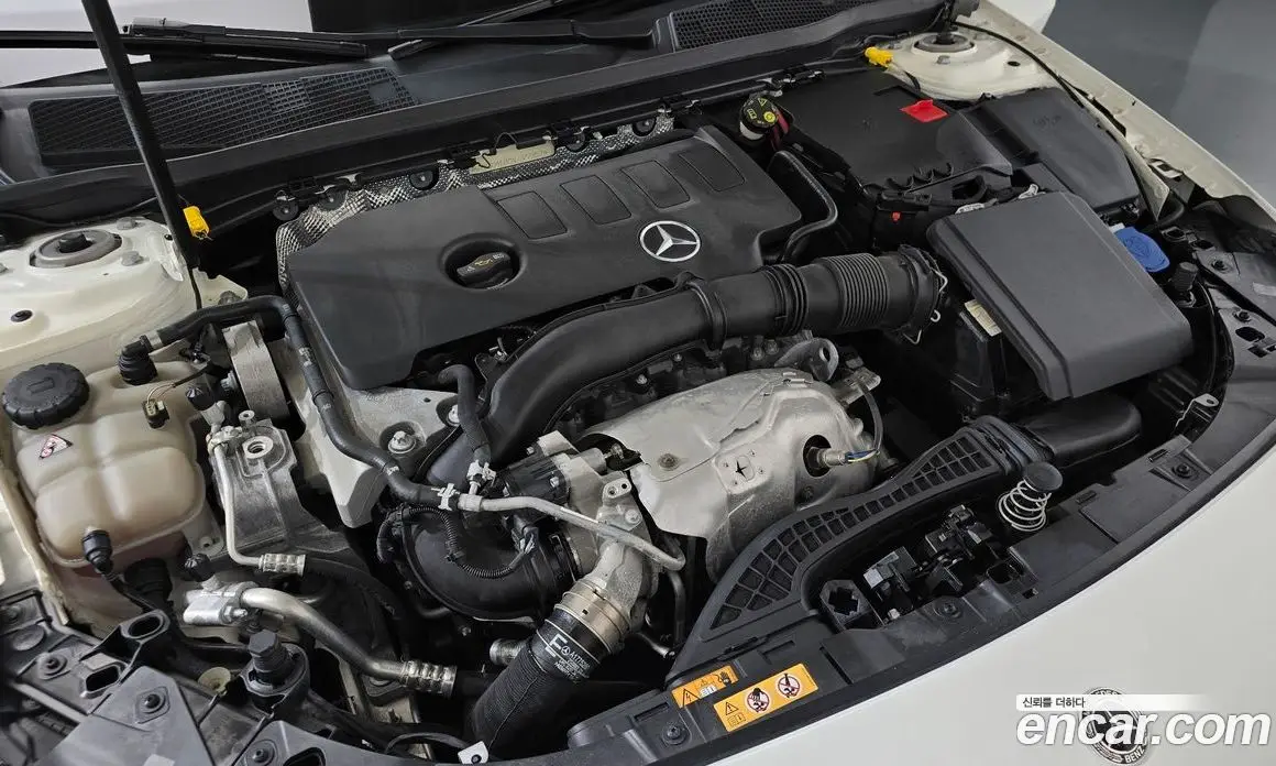 Mercedes-Benz A-Class 2022 2.0 автомат (гидро), фото 5 Mercedes-Benz A-Class 2022 2.0 автомат (гидро), фото 5