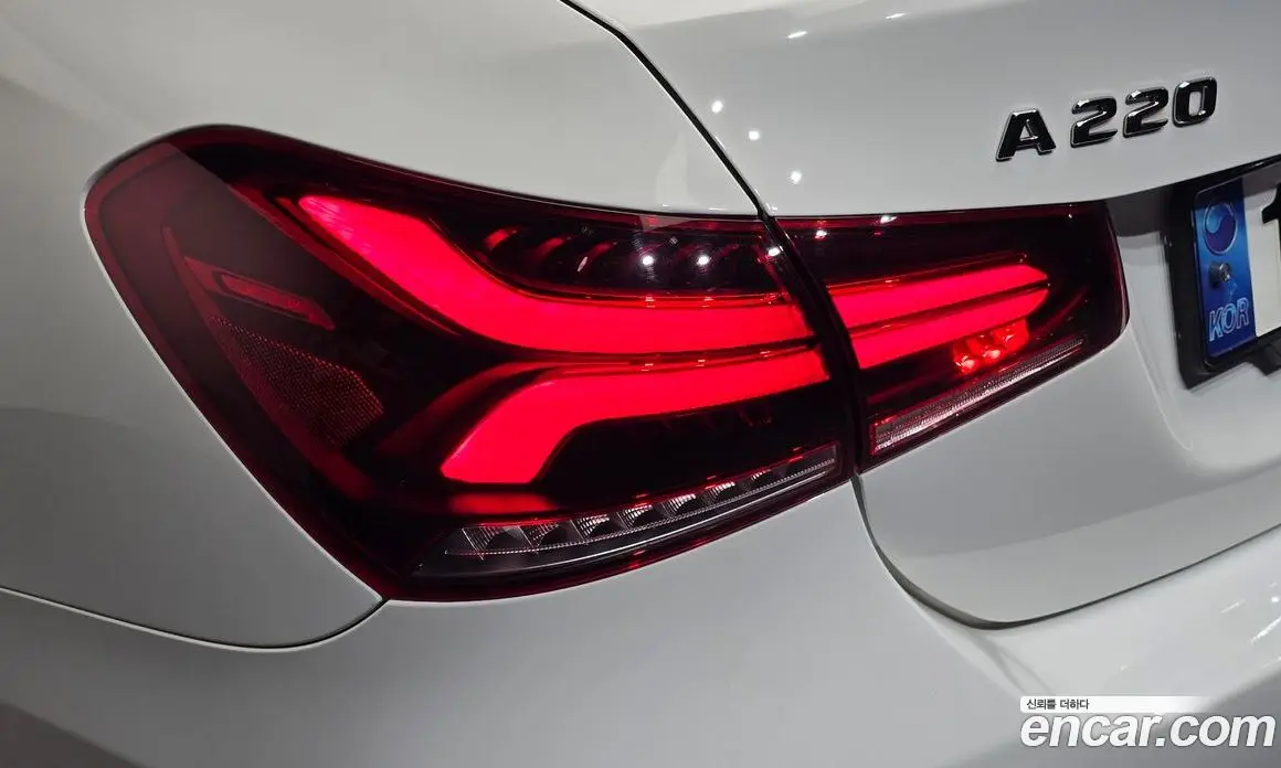 Mercedes-Benz A-Class 2022 2.0 автомат (гидро), фото 8 Mercedes-Benz A-Class 2022 2.0 автомат (гидро), фото 8