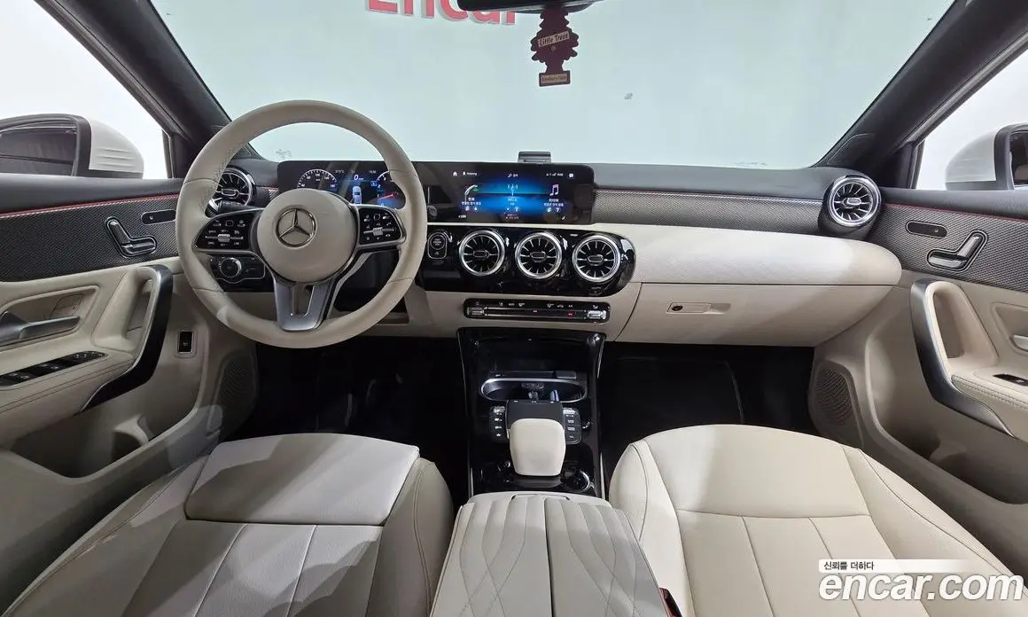Mercedes-Benz A-Class 2022 2.0 автомат (гидро), фото 9 Mercedes-Benz A-Class 2022 2.0 автомат (гидро), фото 9