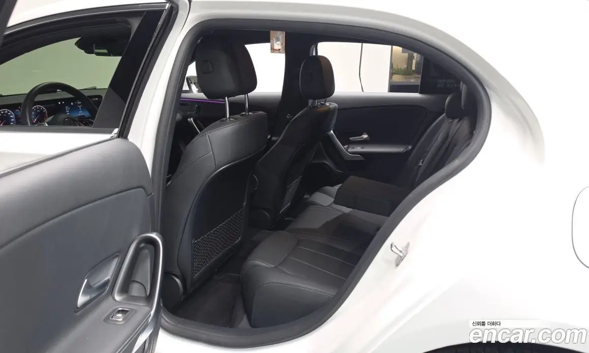 Mercedes-Benz A-Class 2025 2.0 автомат (гидро), фото 17 Mercedes-Benz A-Class 2025 2.0 автомат (гидро), фото 17