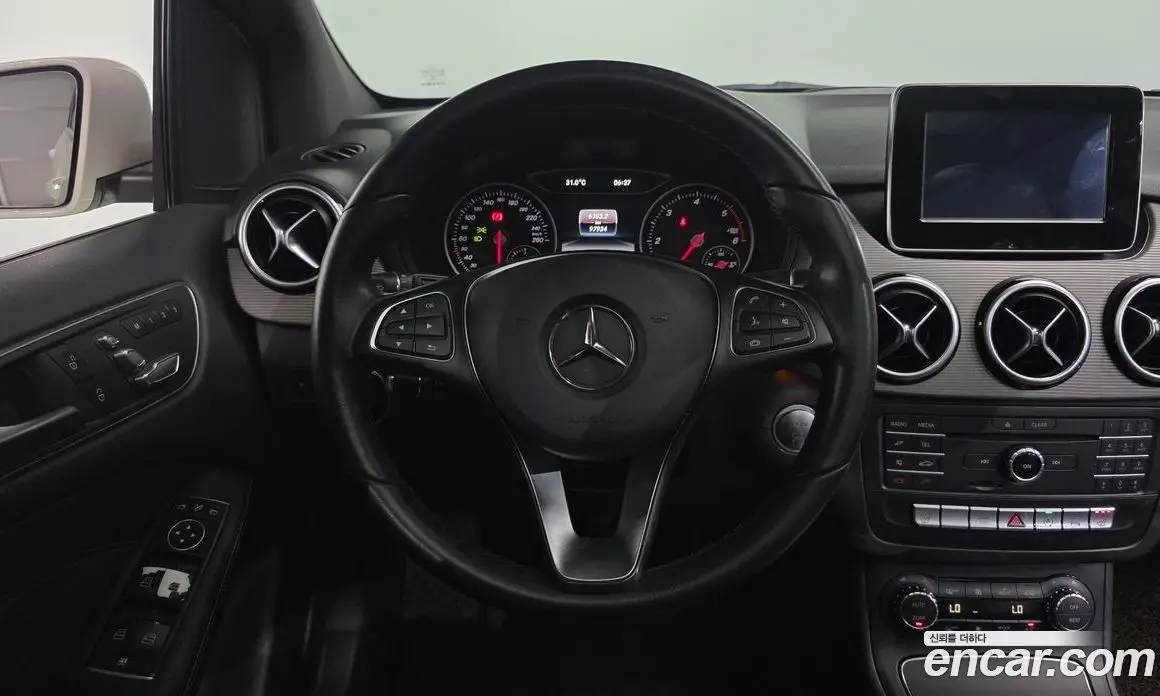 Mercedes-Benz B-Class 2016 2.1 автомат (гидро), фото 13 Mercedes-Benz B-Class 2016 2.1 автомат (гидро), фото 13