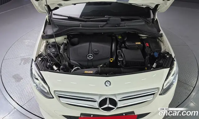 Mercedes-Benz B-Class 2016 2.1 автомат (гидро), миниатюра 6 Mercedes-Benz B-Class 2016 2.1 автомат (гидро), миниатюра 6