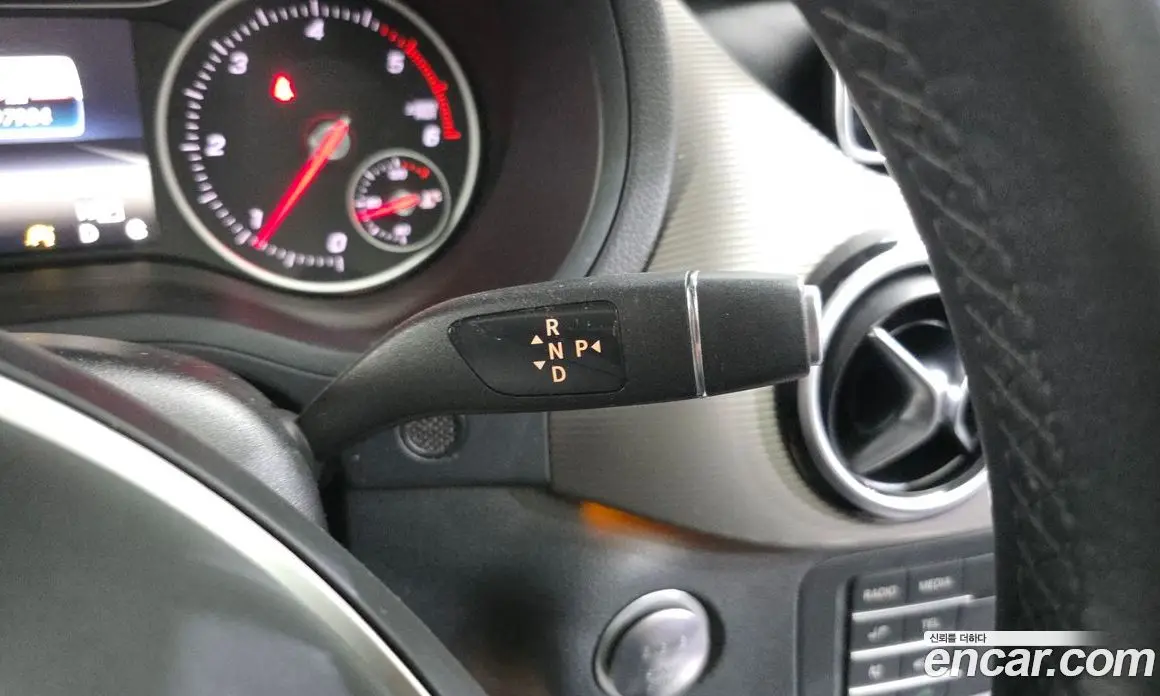 Mercedes-Benz B-Class 2016 2.1 автомат (гидро), фото 9 Mercedes-Benz B-Class 2016 2.1 автомат (гидро), фото 9