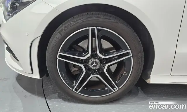 Mercedes-Benz CLA-Class 2023 2.0 автомат (гидро), миниатюра 5 Mercedes-Benz CLA-Class 2023 2.0 автомат (гидро), миниатюра 5