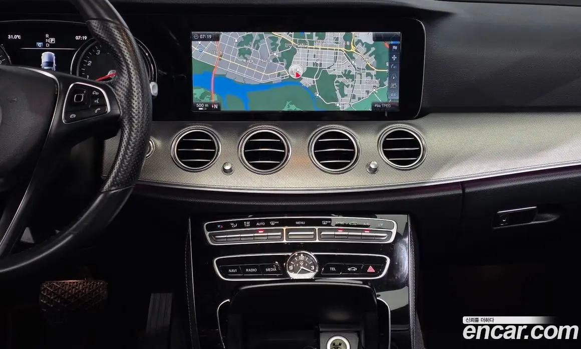 Mercedes-Benz E-Class 2017 2.0 автомат (гидро), фото 19 Mercedes-Benz E-Class 2017 2.0 автомат (гидро), фото 19