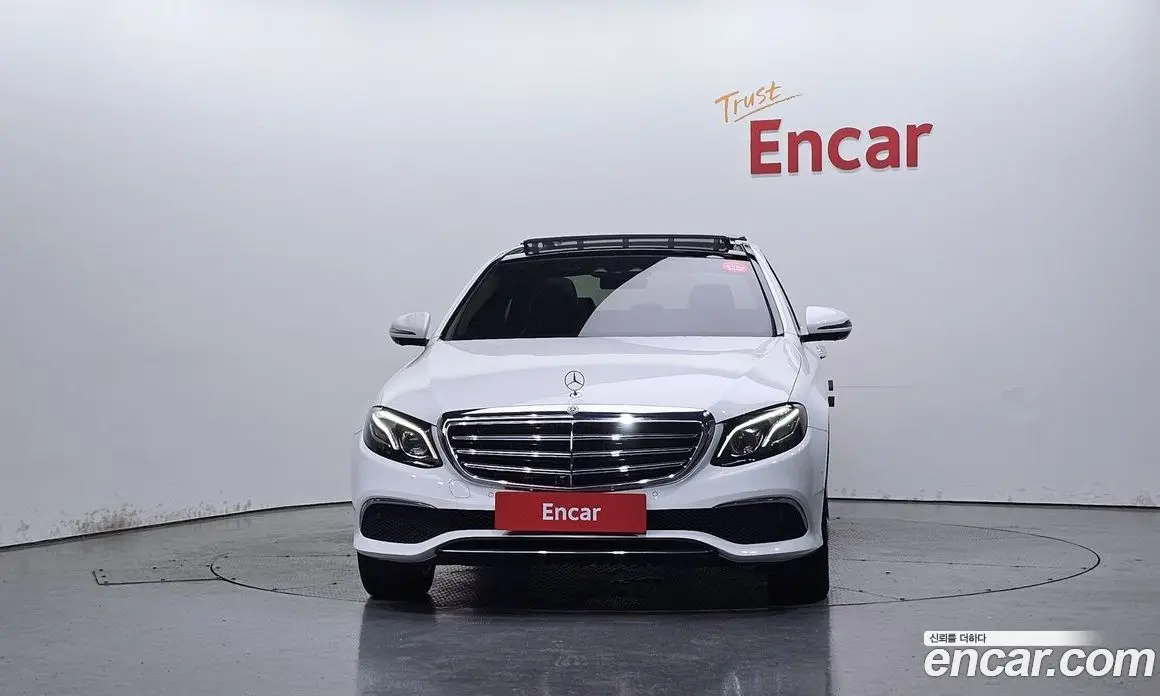 Mercedes-Benz E-Class 2017 2.0 автомат (гидро), фото 3 Mercedes-Benz E-Class 2017 2.0 автомат (гидро), фото 3