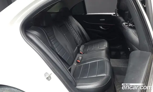 Mercedes-Benz E-Class 2017 1.9 автомат (гидро), миниатюра 12