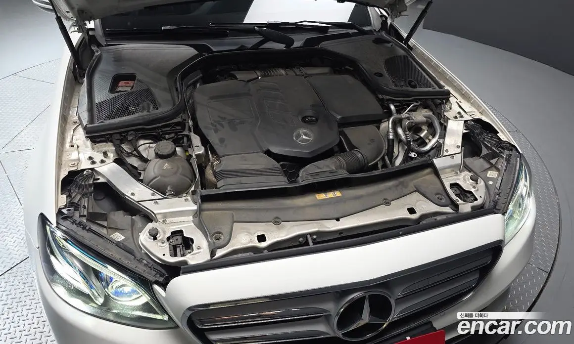 Mercedes-Benz E-Class 2017 1.9 автомат (гидро), фото 6