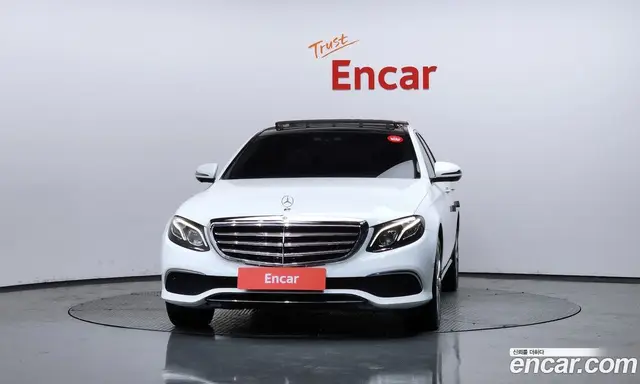 Mercedes-Benz E-Class 2019 2.0 автомат (гидро), миниатюра 3 Mercedes-Benz E-Class 2019 2.0 автомат (гидро), миниатюра 3