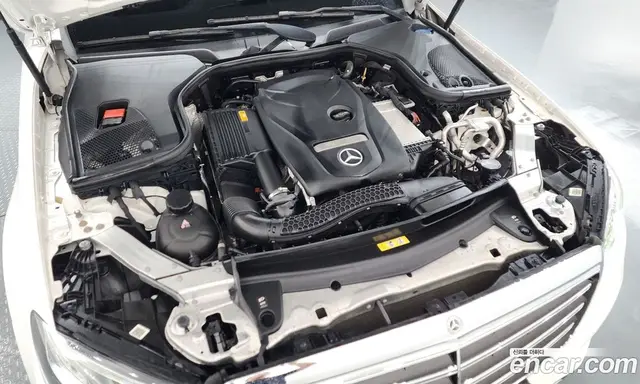 Mercedes-Benz E-Class 2019 2.0 автомат (гидро), миниатюра 6 Mercedes-Benz E-Class 2019 2.0 автомат (гидро), миниатюра 6