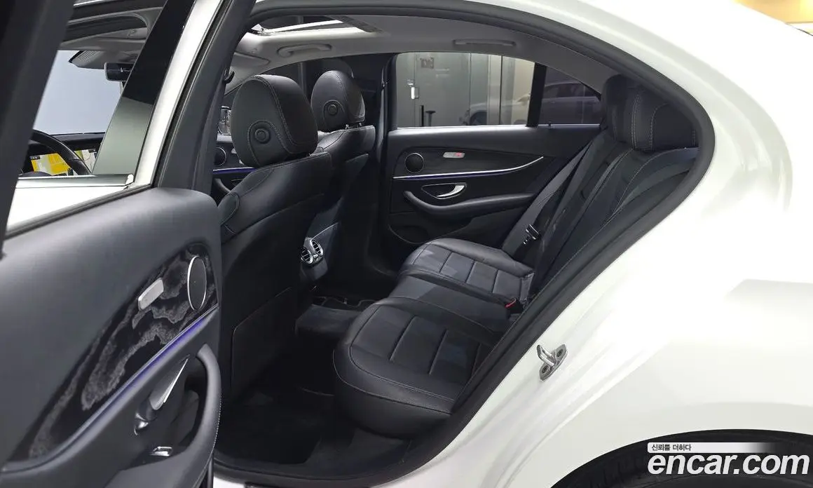 Mercedes-Benz E-Class 2019 1.9 автомат (гидро), фото 16 Mercedes-Benz E-Class 2019 1.9 автомат (гидро), фото 16