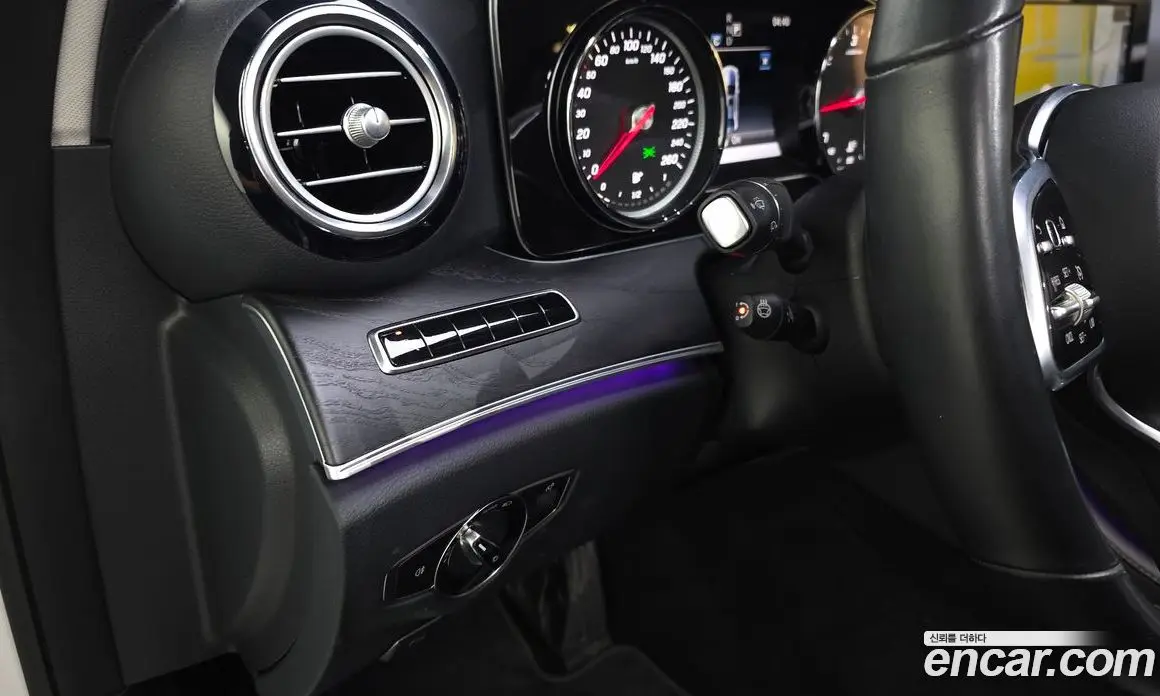 Mercedes-Benz E-Class 2019 1.9 автомат (гидро), фото 19 Mercedes-Benz E-Class 2019 1.9 автомат (гидро), фото 19