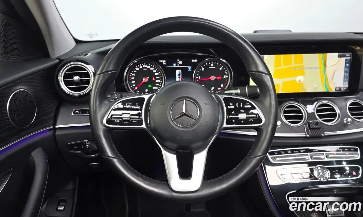 Mercedes-Benz E-Class 2019 1.9 автомат (гидро), фото 20 Mercedes-Benz E-Class 2019 1.9 автомат (гидро), фото 20