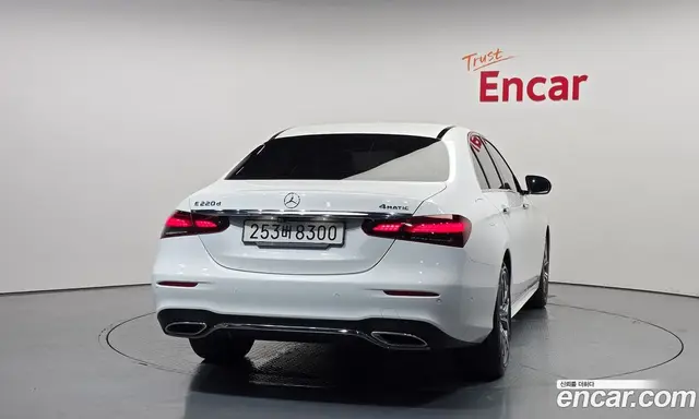 Mercedes-Benz E-Class 2020 1.9 автомат (гидро), миниатюра 4 Mercedes-Benz E-Class 2020 1.9 автомат (гидро), миниатюра 4