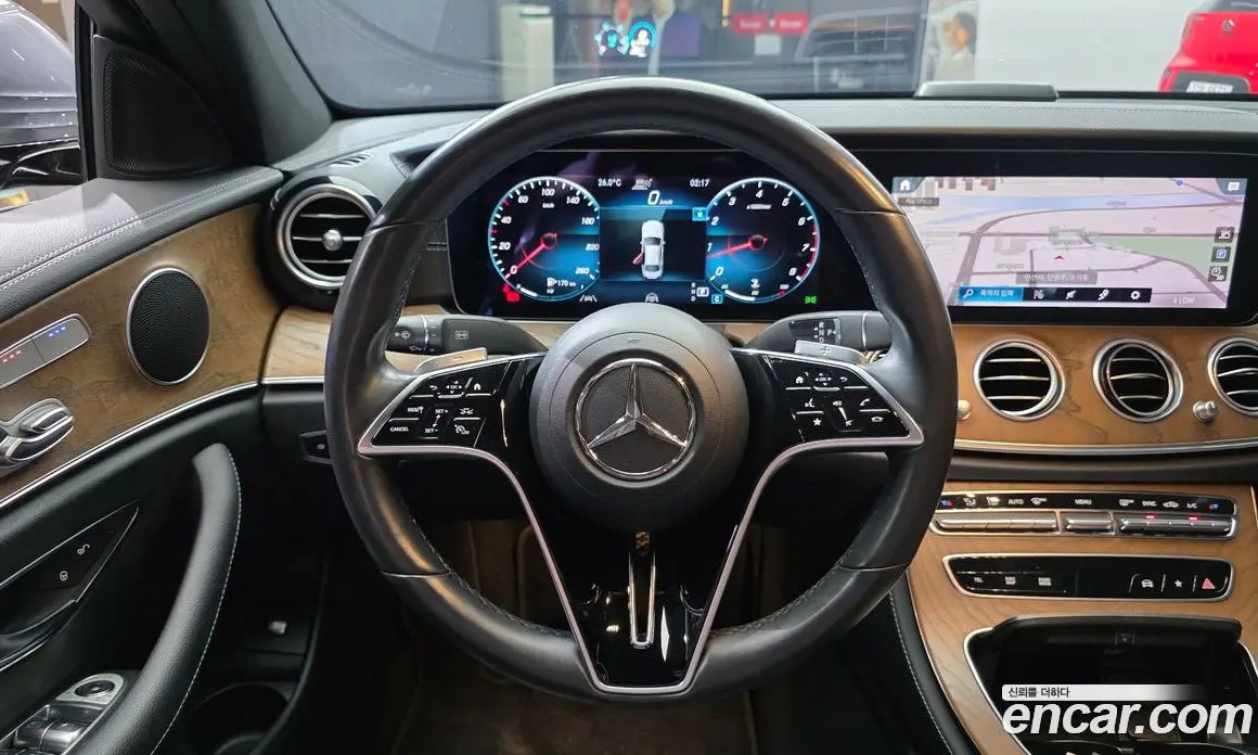 Mercedes-Benz E-Class 2021 2.0 автомат (гидро), фото 18 Mercedes-Benz E-Class 2021 2.0 автомат (гидро), фото 18