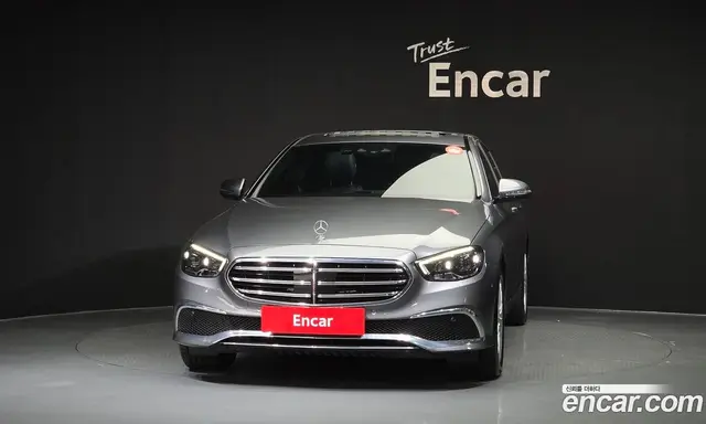 Mercedes-Benz E-Class 2021 2.0 автомат (гидро), миниатюра 3 Mercedes-Benz E-Class 2021 2.0 автомат (гидро), миниатюра 3