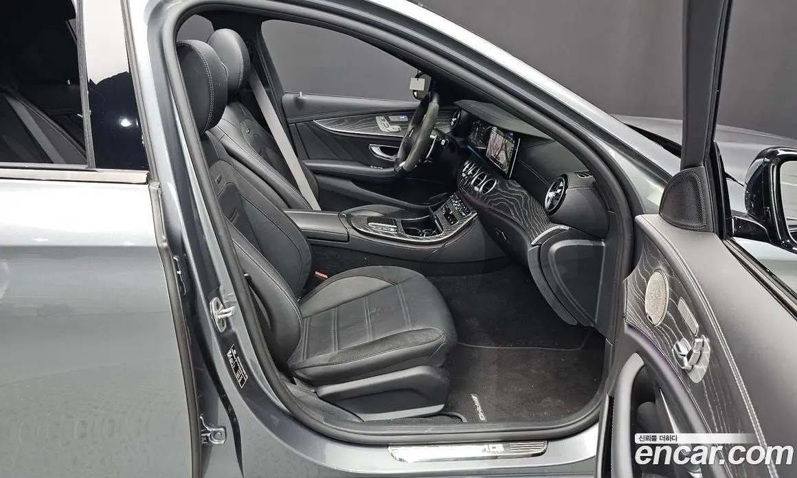 Mercedes-Benz E-Class 2022 3.0 автомат (гидро), фото 15 Mercedes-Benz E-Class 2022 3.0 автомат (гидро), фото 15