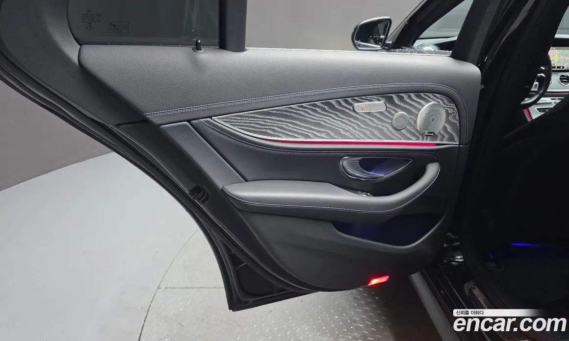 Mercedes-Benz E-Class 2022 2.0 автомат (гидро), фото 15 Mercedes-Benz E-Class 2022 2.0 автомат (гидро), фото 15