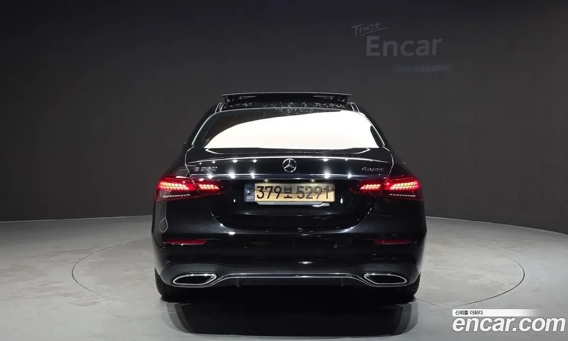 Mercedes-Benz E-Class 2022 2.0 автомат (гидро), фото 4 Mercedes-Benz E-Class 2022 2.0 автомат (гидро), фото 4