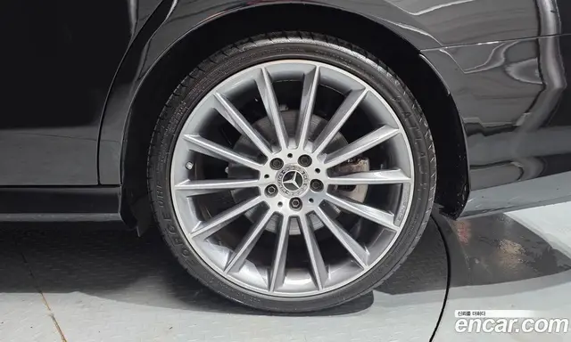Mercedes-Benz E-Class 2022 2.0 автомат (гидро), миниатюра 7 Mercedes-Benz E-Class 2022 2.0 автомат (гидро), миниатюра 7