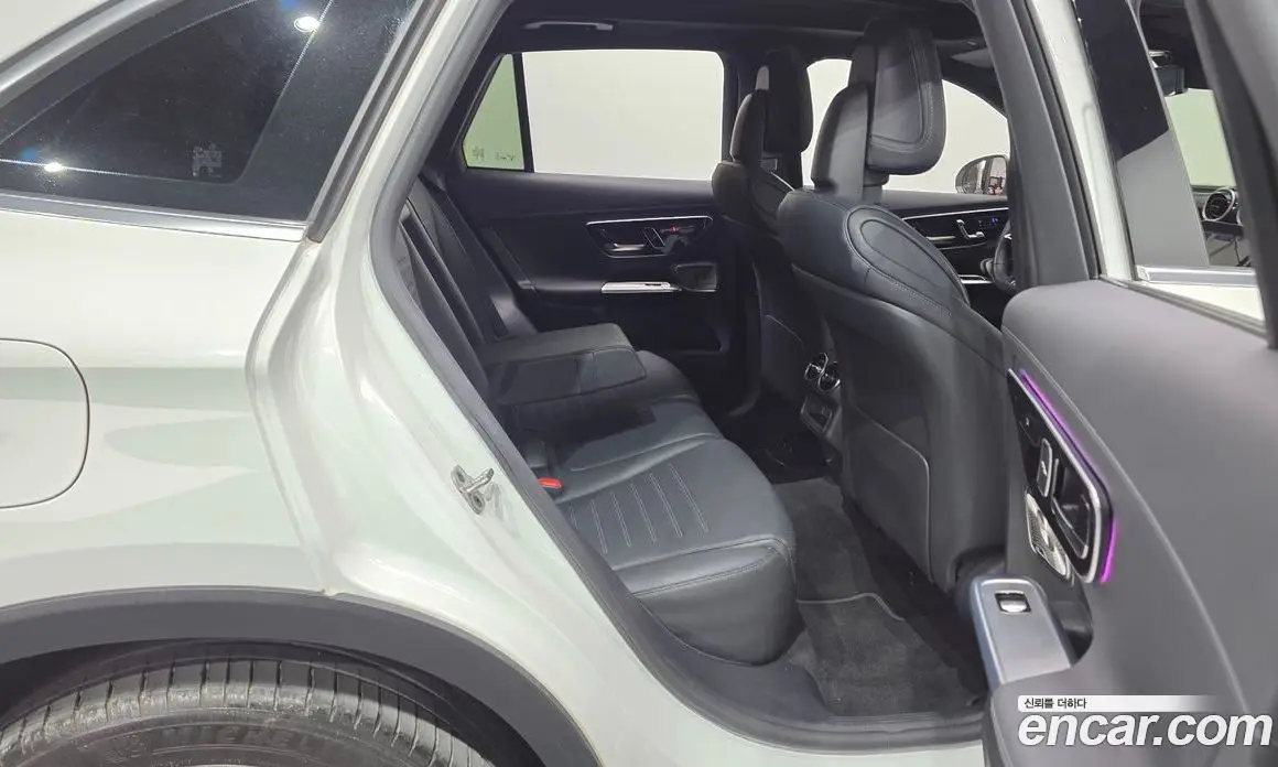 Mercedes-Benz GLC-Class 2023 2.0 автомат (гидро), фото 16