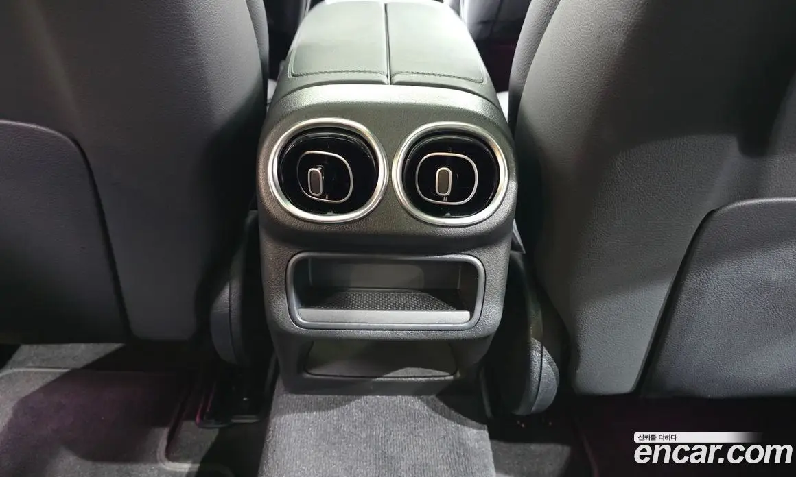 Mercedes-Benz GLC-Class 2023 2.0 автомат (гидро), фото 33