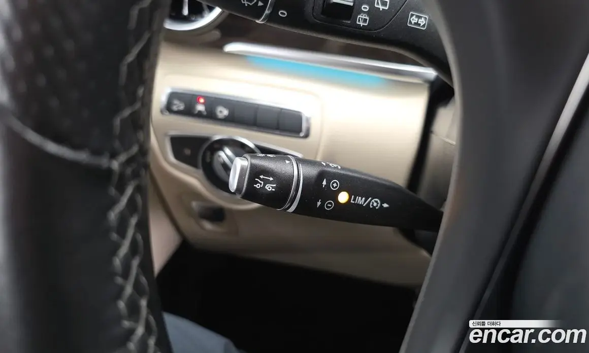 Mercedes-Benz V-Class 2022 1.9 автомат (гидро), фото 23 Mercedes-Benz V-Class 2022 1.9 автомат (гидро), фото 23