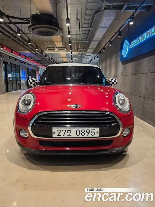 Mini Cooper 2016 1.5 автомат (гидро), миниатюра 1 Mini Cooper 2016 1.5 автомат (гидро), миниатюра 1