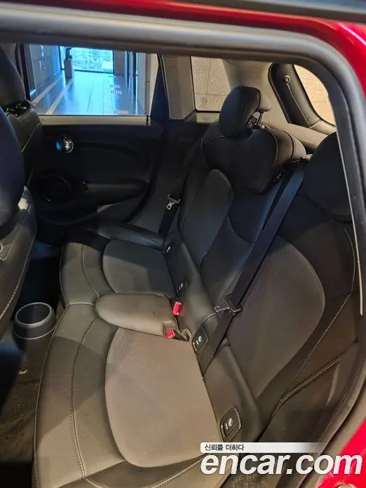 Mini Cooper 2016 1.5 автомат (гидро), фото 17 Mini Cooper 2016 1.5 автомат (гидро), фото 17