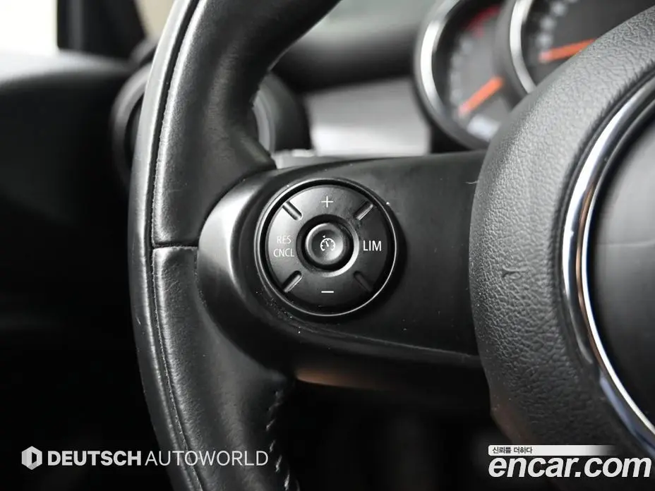 Mini Cooper 2018 1.5 автомат (гидро), фото 16 Mini Cooper 2018 1.5 автомат (гидро), фото 16
