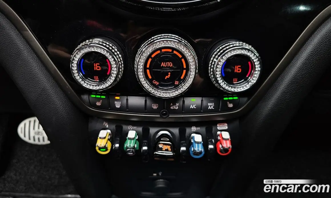 Mini Countryman 2024 1.5 автомат (гидро), фото 28 Mini Countryman 2024 1.5 автомат (гидро), фото 28