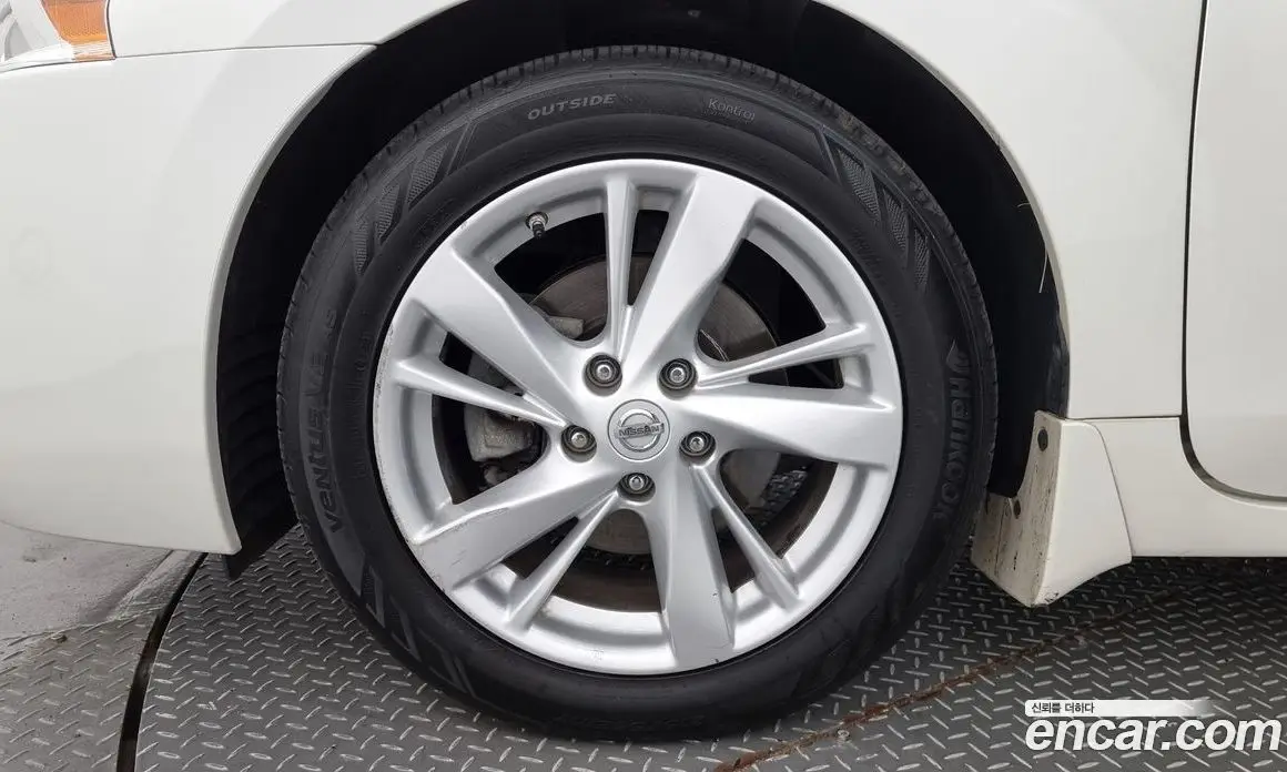 Nissan Altima 2015 2.5 автомат (гидро), фото 5 Nissan Altima 2015 2.5 автомат (гидро), фото 5
