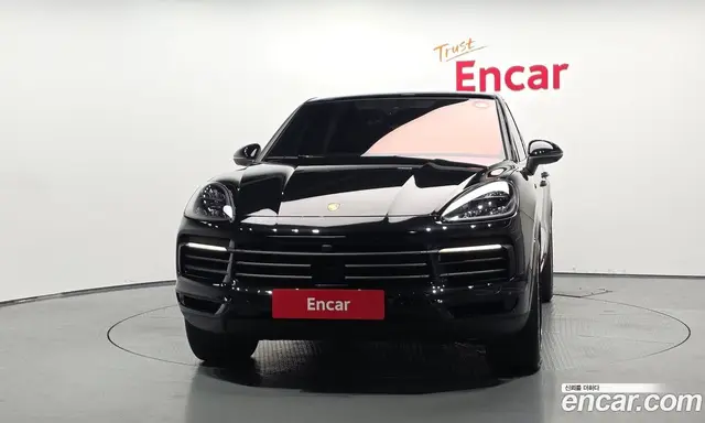 Porsche Cayenne 2023 3.0 автомат (гидро), миниатюра 3