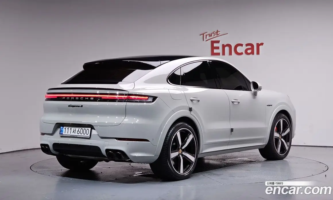 Porsche Cayenne 2025 3.0 автомат (гидро), фото 1 Porsche Cayenne 2025 3.0 автомат (гидро), фото 1